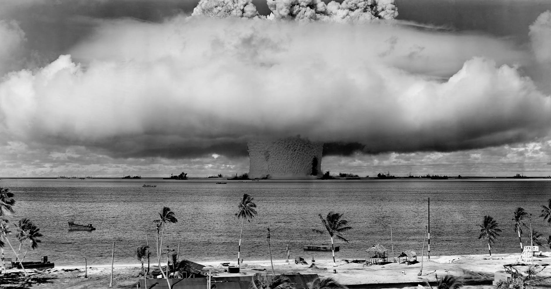 Trumps Aanval op Iraanse Kerninstallaties: Een Tikkende Tijdbom voor de Wereldorde