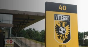 Column: “De ondergang van Vitesse: wanneer historie botst met wanbeleid”